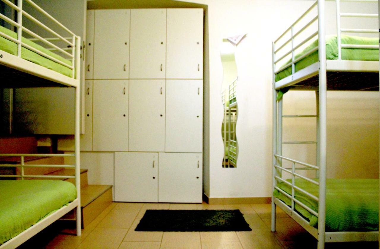 Hostel Mare Šibenik Buitenkant foto