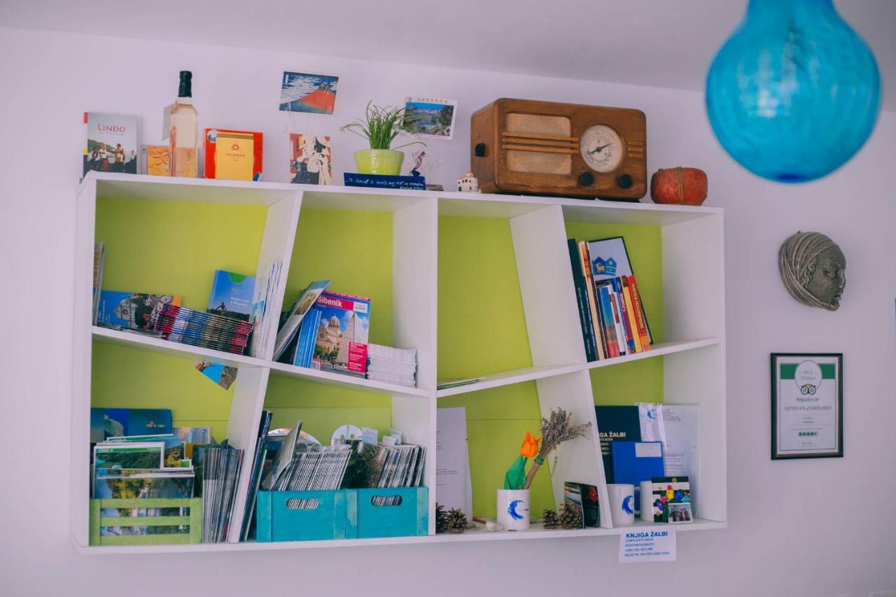 Hostel Mare Šibenik Buitenkant foto