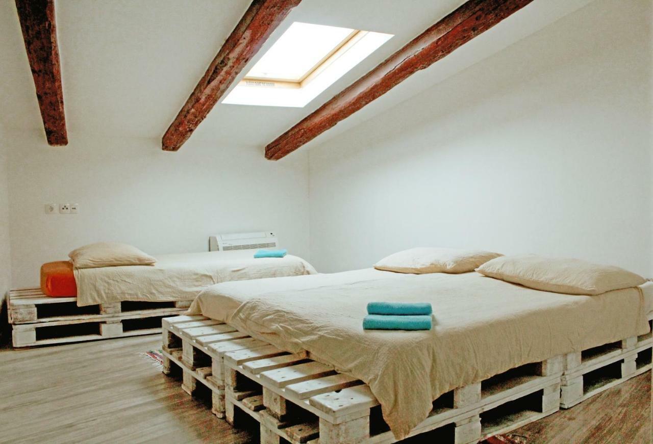 Hostel Mare Šibenik Buitenkant foto