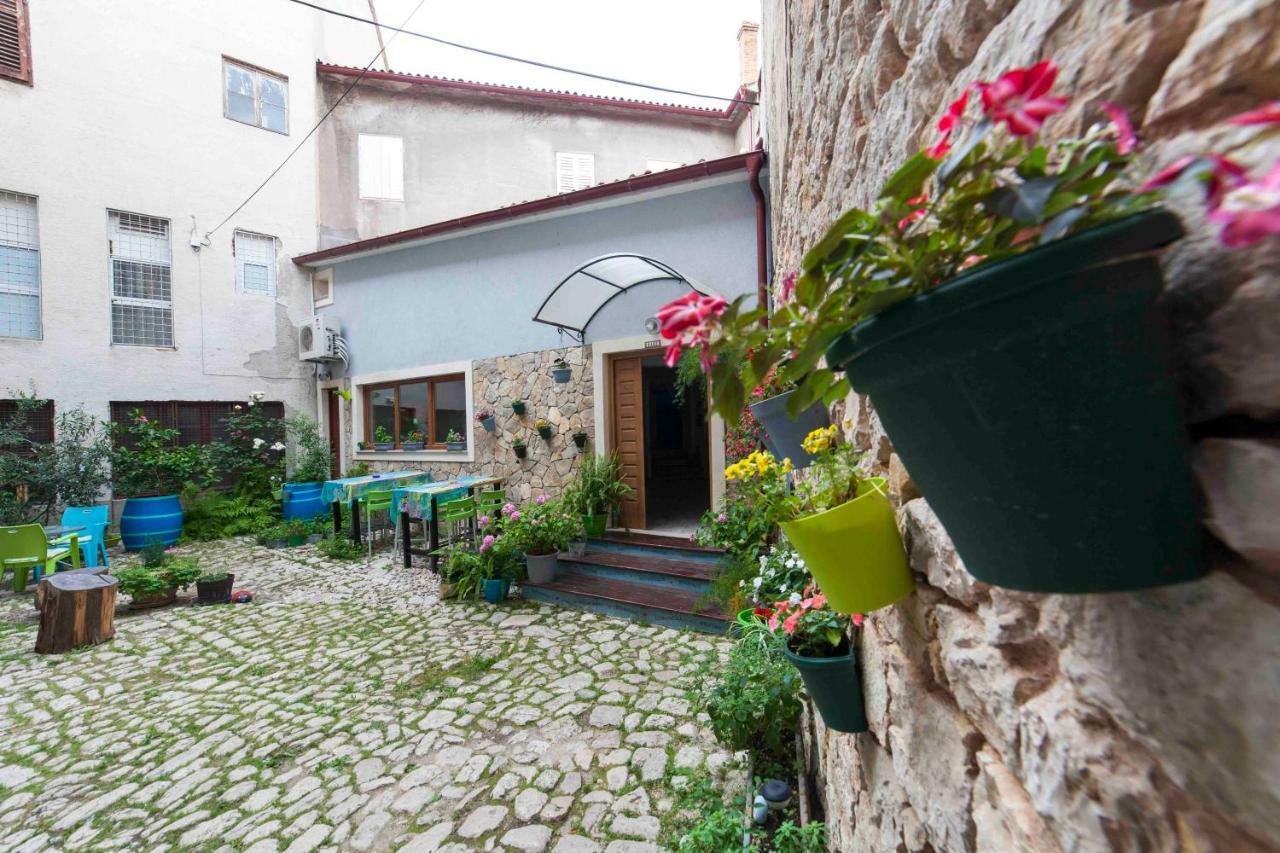 Hostel Mare Šibenik Buitenkant foto